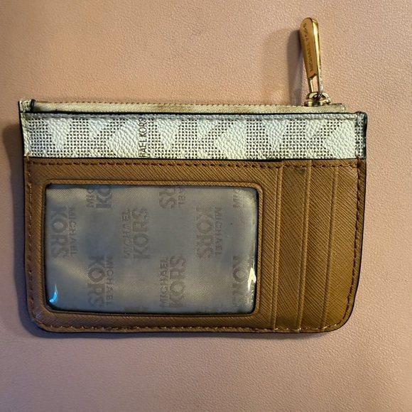 Michael Kors Logo Zip Card Holder Wallet - Picture 2 of 7